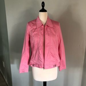 Two piece set. Casual pink blazer with zipper & capris bottom. Used once.